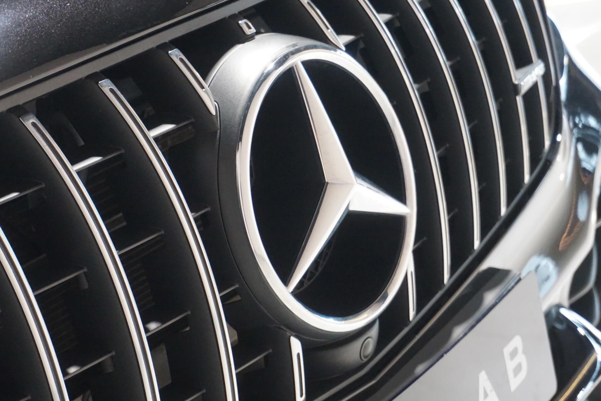 Mercedes-Benz GLC 4.0 GLC63 V8 BiTurbo AMG (Premium) SUV 5dr Petrol AMG SpdS MCT 4MATIC+ Euro 6 (s/s) (476 ps)